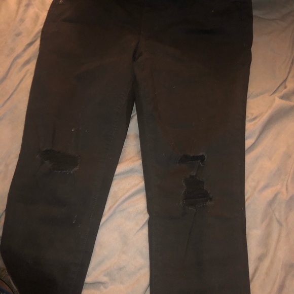 Black jeggings NEW WITH OUT TAGS! - Picture 3 of 4